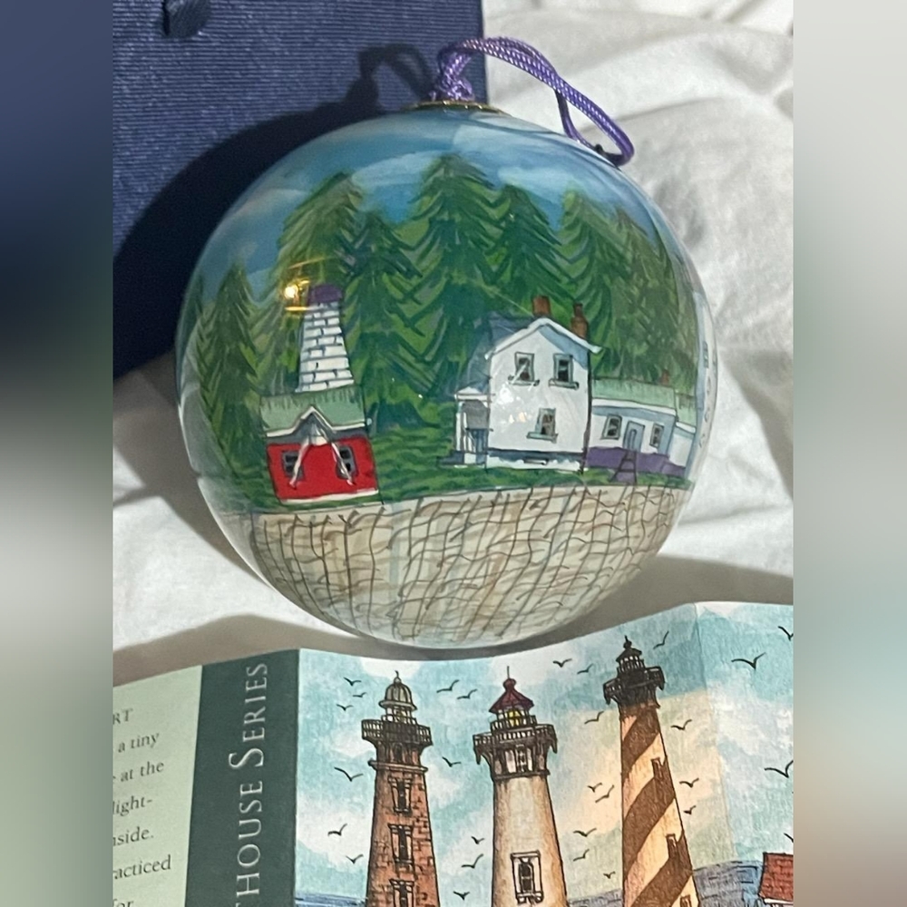 Li bien Christmas ornament one from the lighthouse series.